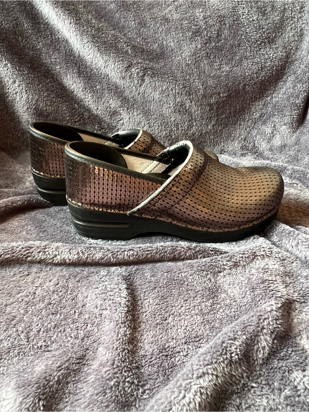 Dansko Professional Bronze Metallic Sequin Leather Clogs Size 40 US 9.5-10